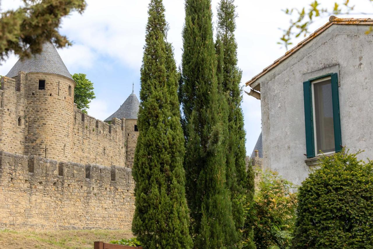 Sous Les Remparts La Maison Pimprenelle Carcassonne Exterior foto